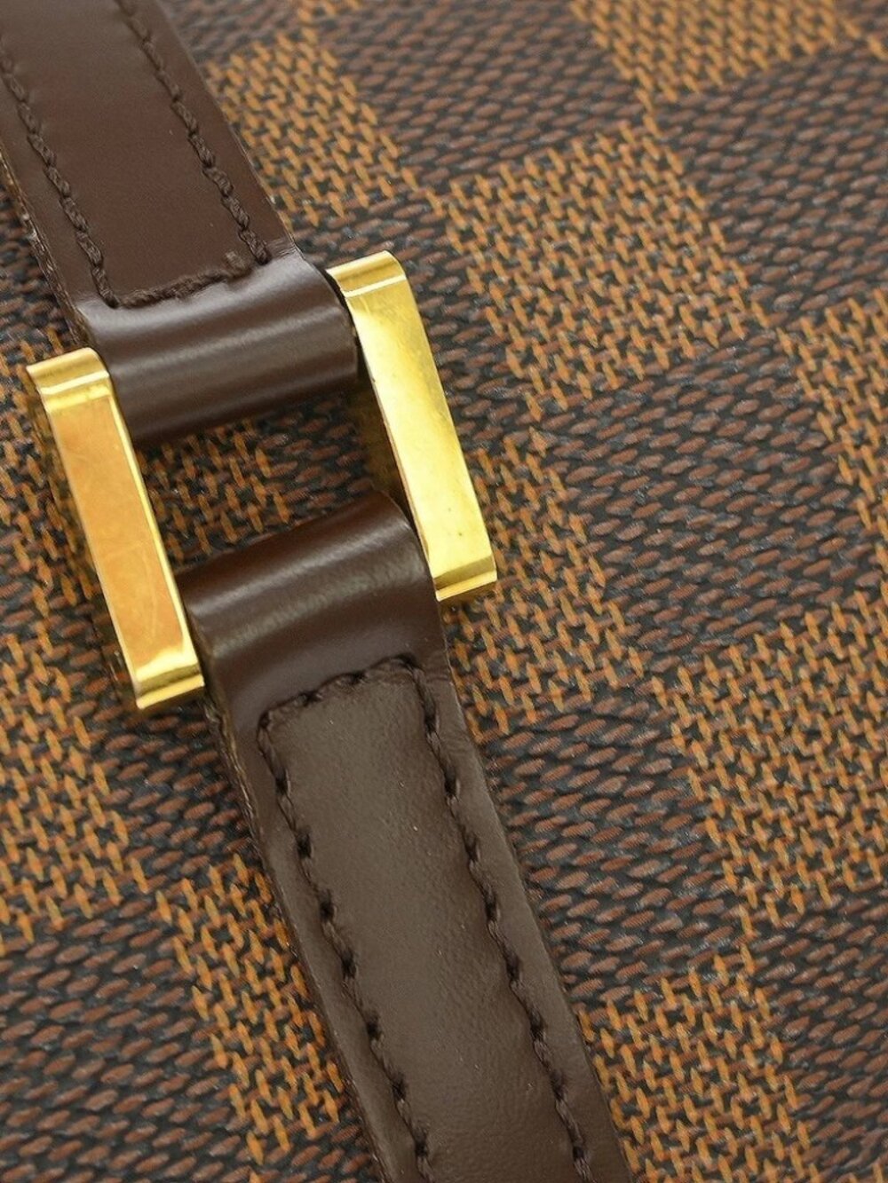 Louis Vuitton Damier Papillon 26 Handbag - Picture 8 of 11
